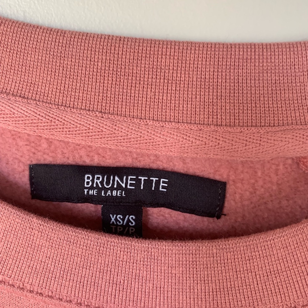 NWT BRUNETTE THE LABEL / CREW SWEATER - Picture 3 of 4